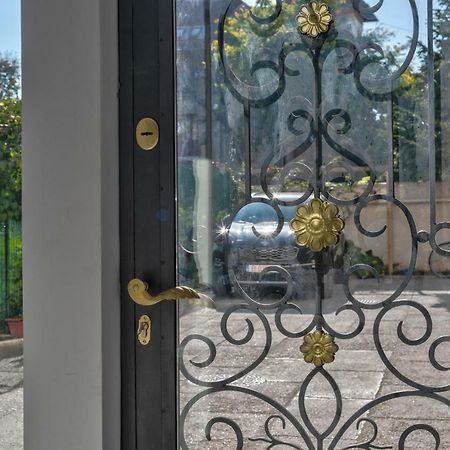 Le Park Διαμέρισμα Βουκουρέστι Εξωτερικό φωτογραφία